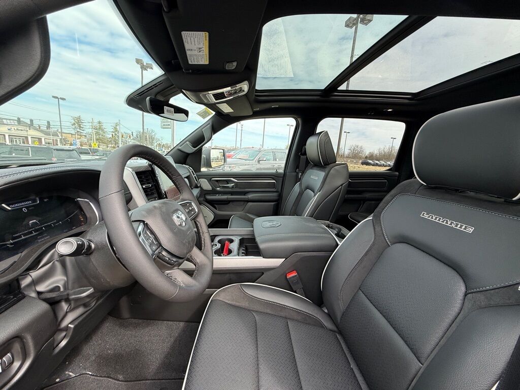 2026 Ram 1500 Laramie Crestwood KY