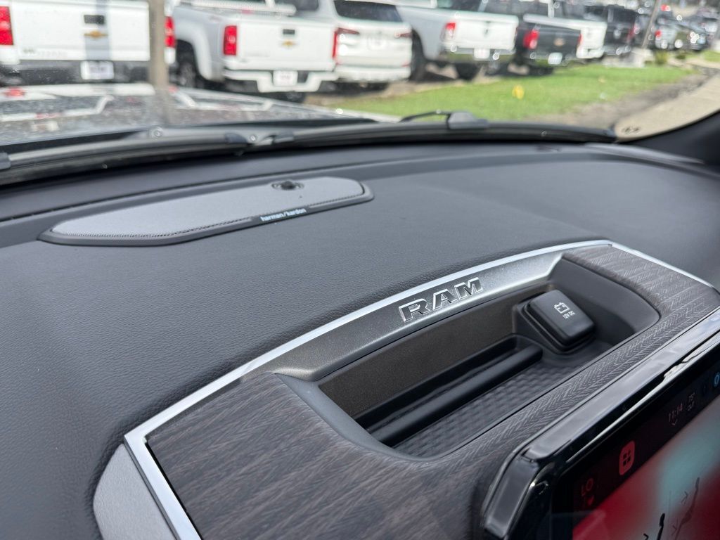 2026 Ram 1500 Laramie Crestwood KY