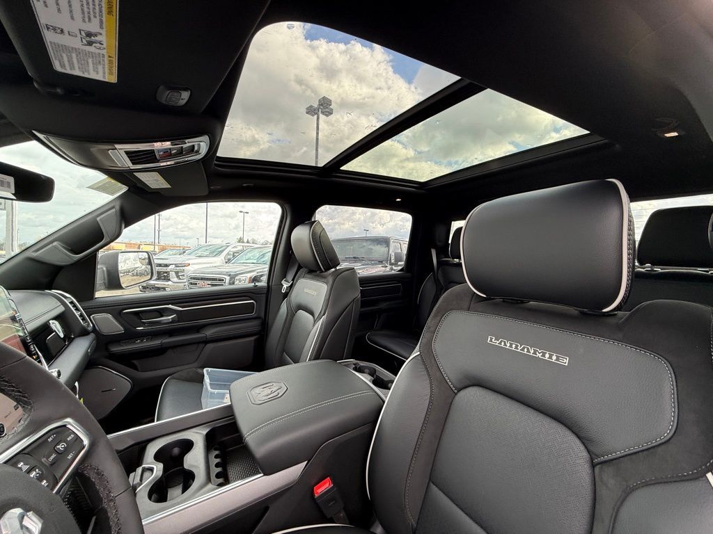 2026 Ram 1500 Laramie Crestwood KY