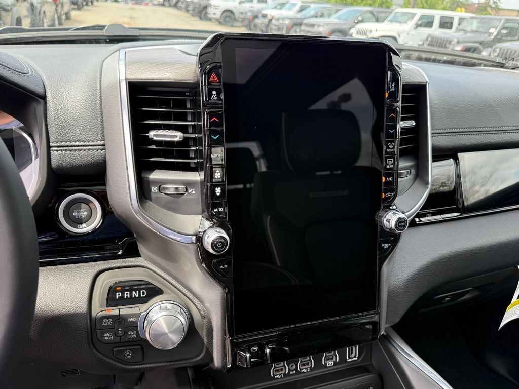 2026 Ram 1500 Laramie Crestwood KY