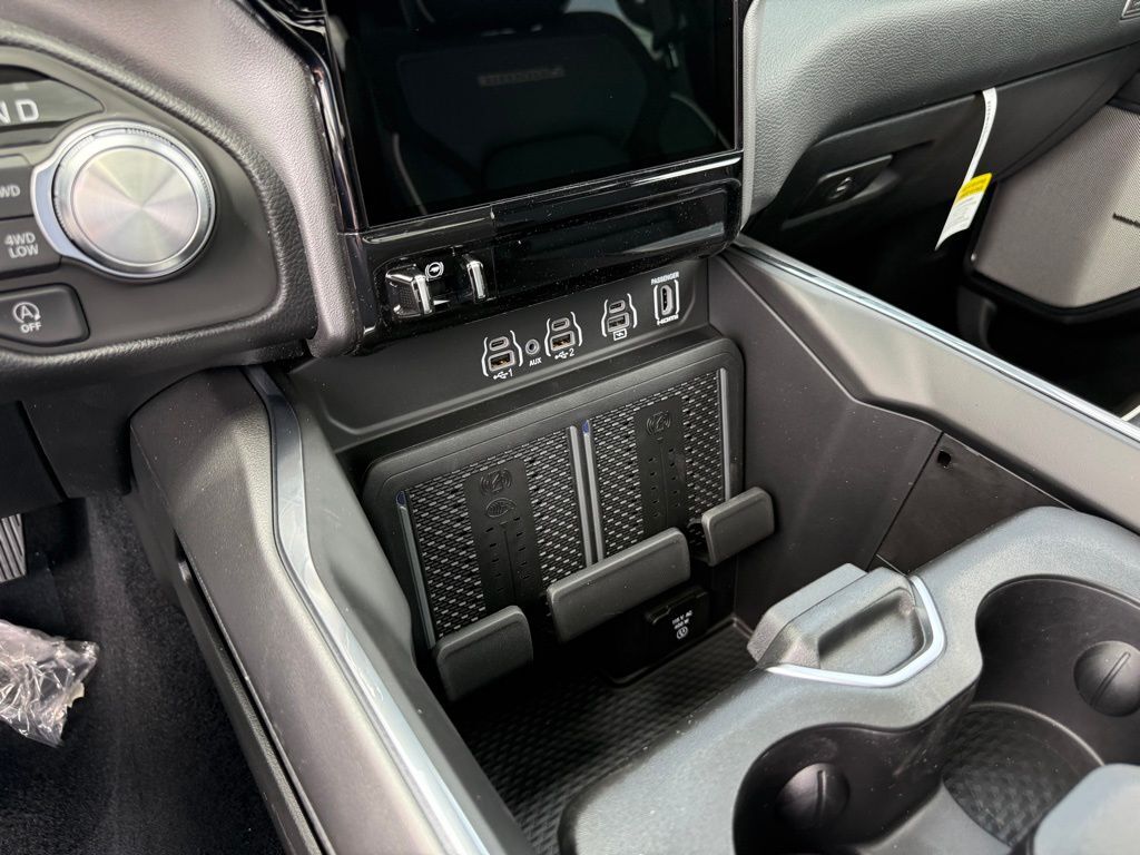 2026 Ram 1500 Laramie Crestwood KY