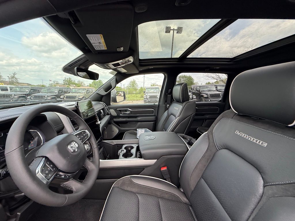 2026 Ram 1500 Laramie Crestwood KY