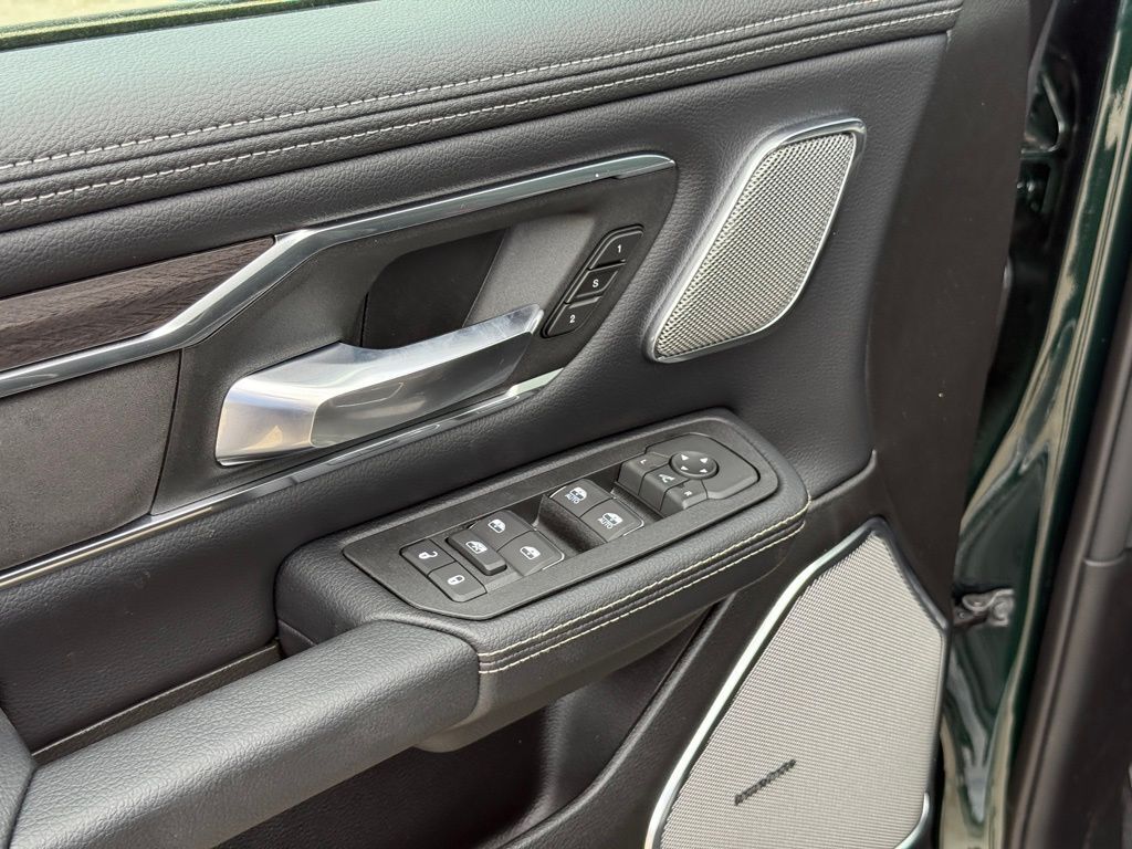 2026 Ram 1500 Laramie Crestwood KY