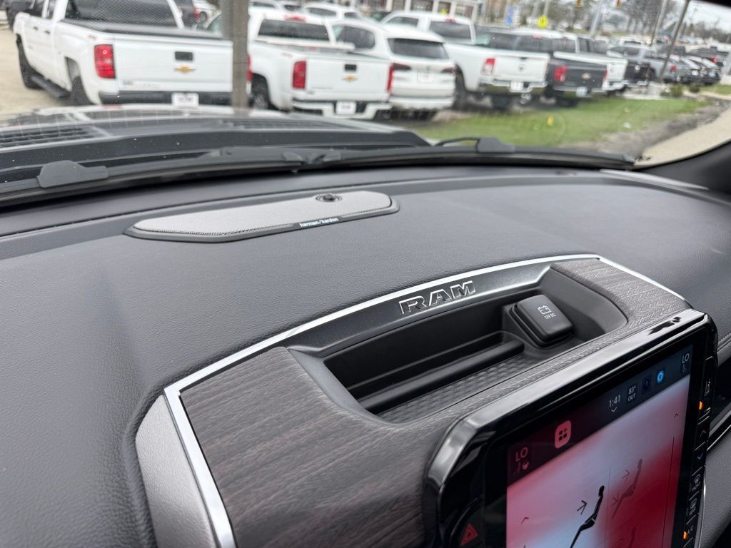 2026 Ram 1500 Laramie Crestwood KY