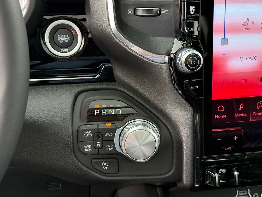 2026 Ram 1500 Laramie Crestwood KY