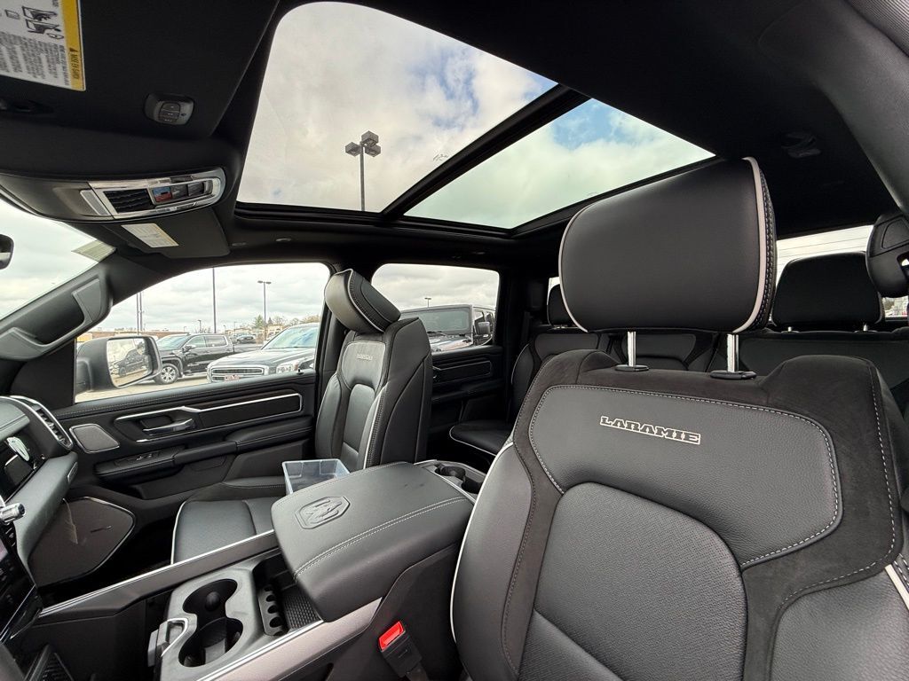 2026 Ram 1500 Laramie Crestwood KY