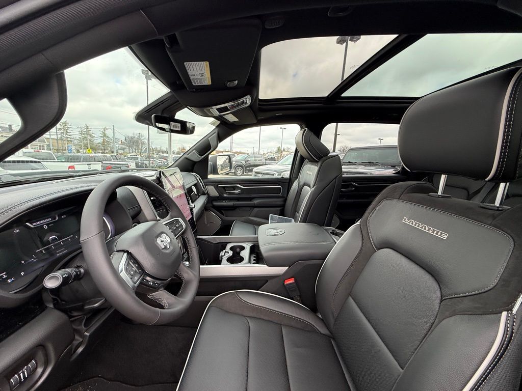 2026 Ram 1500 Laramie Crestwood KY