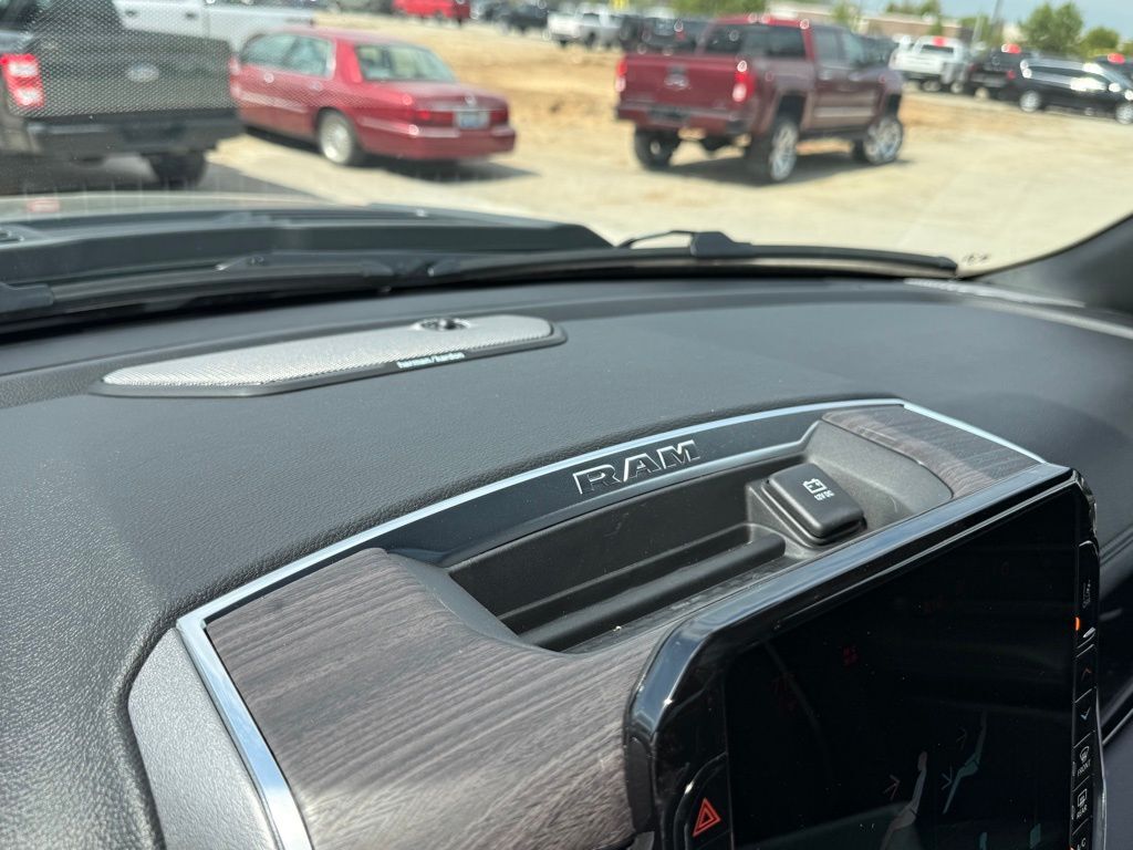 2026 Ram 1500 Laramie Crestwood KY