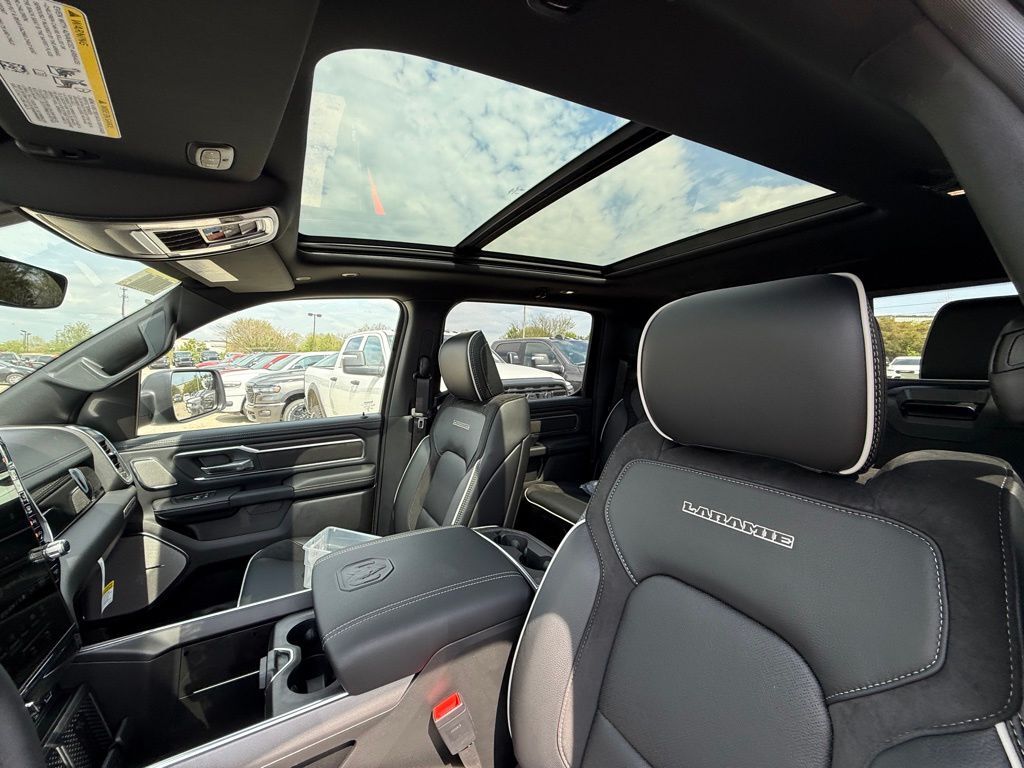 2026 Ram 1500 Laramie Crestwood KY