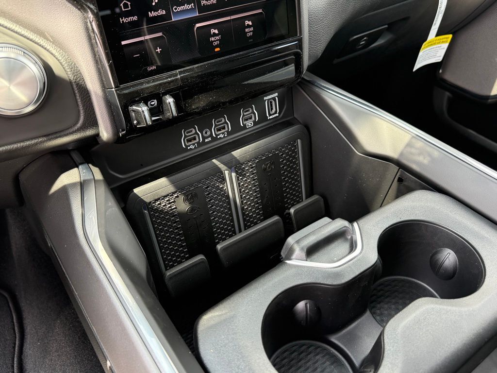 2026 Ram 1500 Laramie Crestwood KY