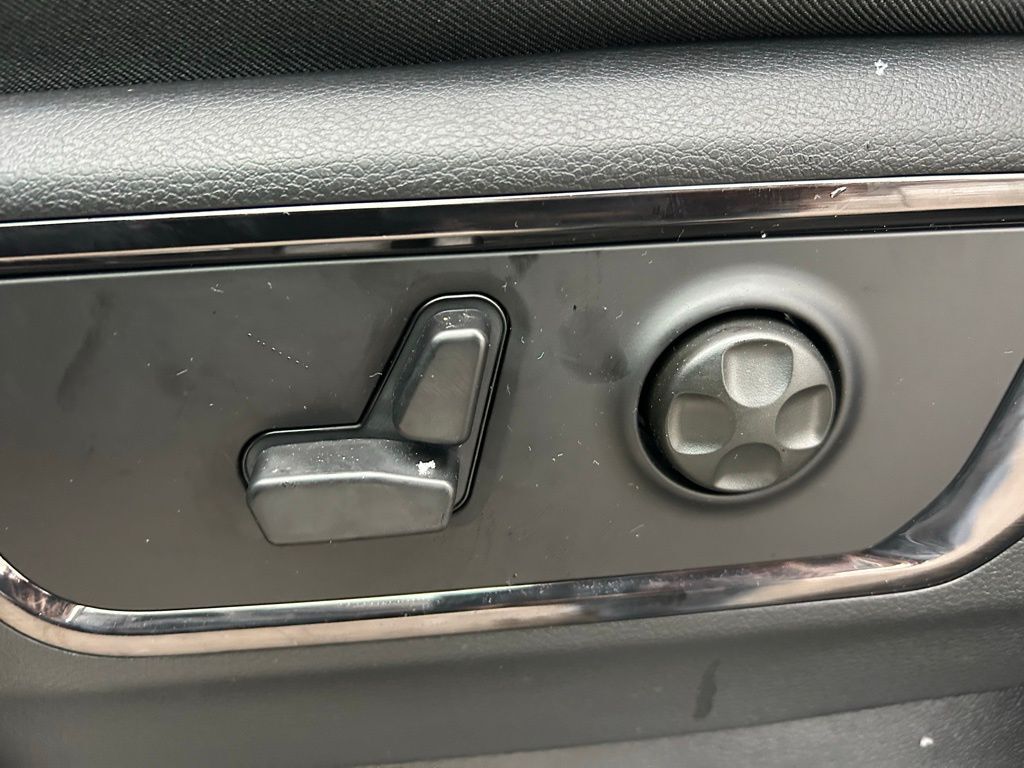 2026 Ram 1500 Limited Crestwood KY