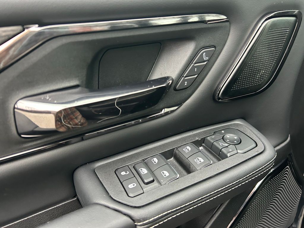 2026 Ram 1500 Limited Crestwood KY