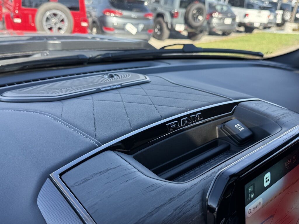 2026 Ram 1500 Limited Crestwood KY