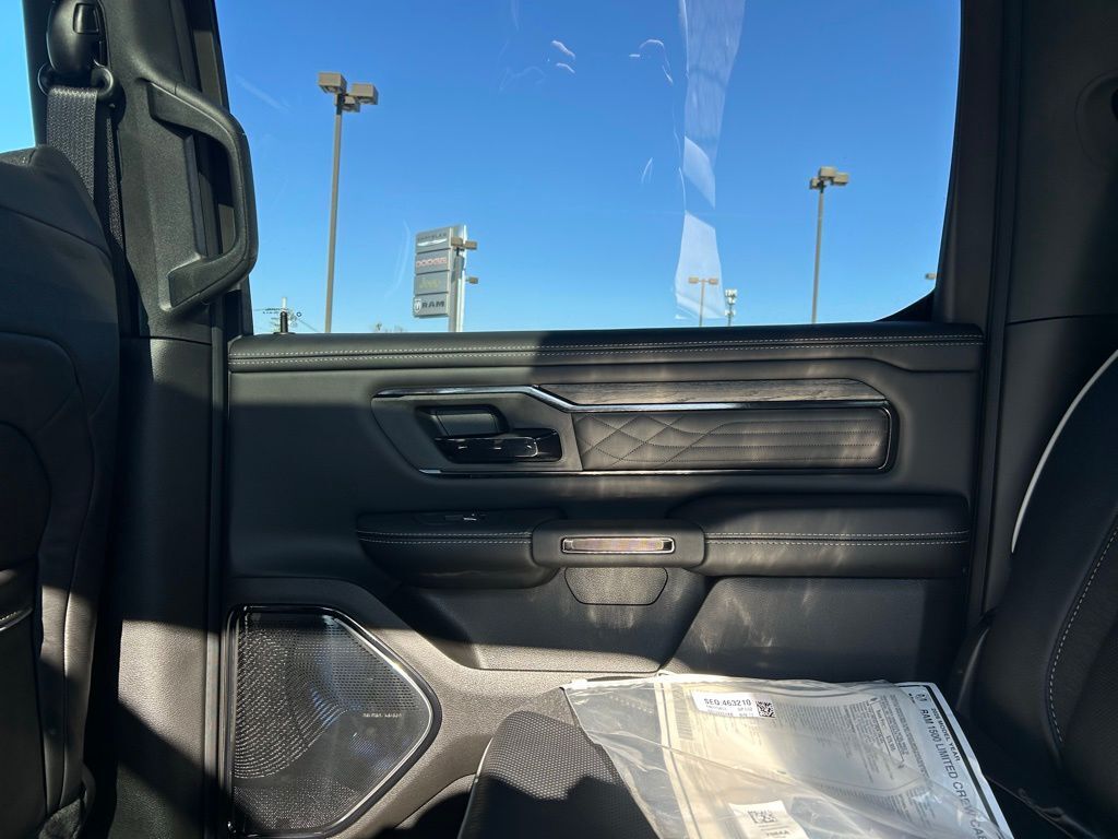 2026 Ram 1500 Limited Crestwood KY