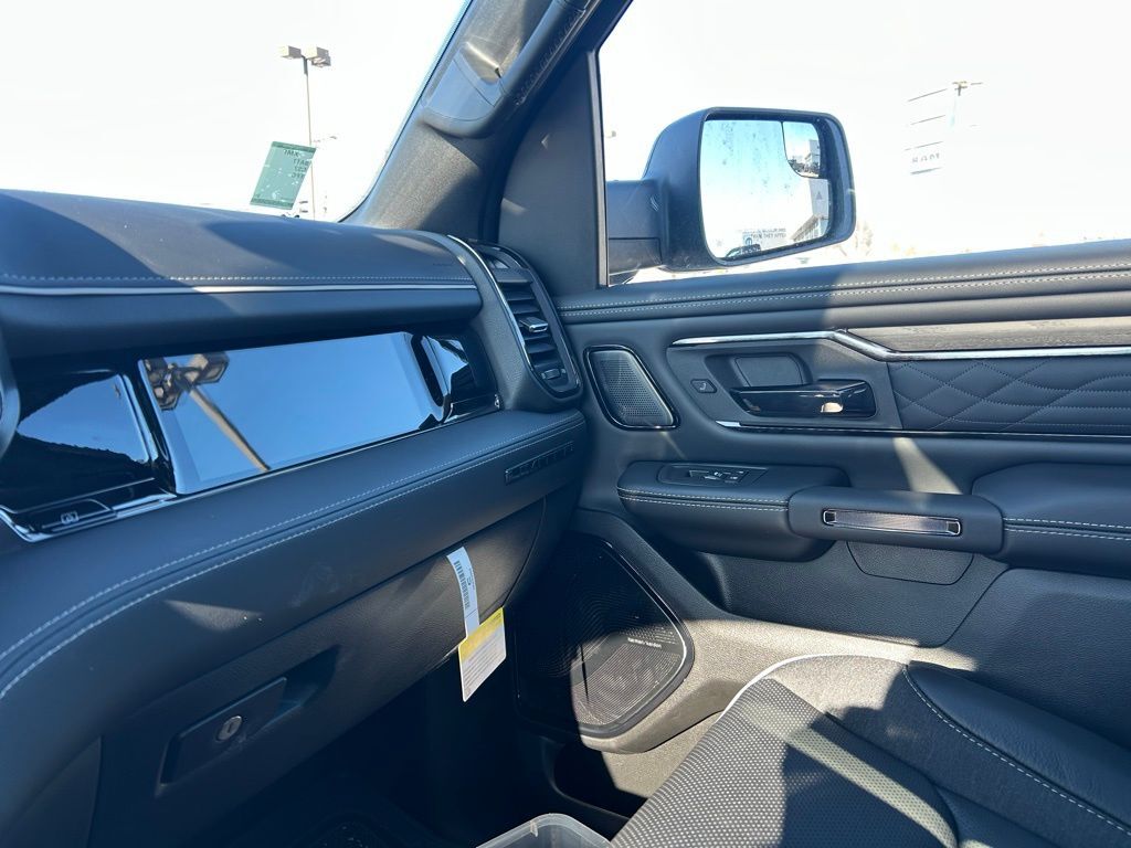 2026 Ram 1500 Limited Crestwood KY