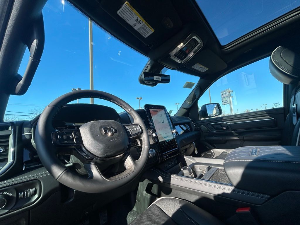 2026 Ram 1500 Limited Crestwood KY