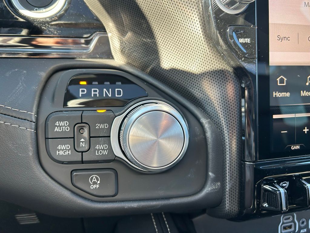 2026 Ram 1500 Limited Crestwood KY