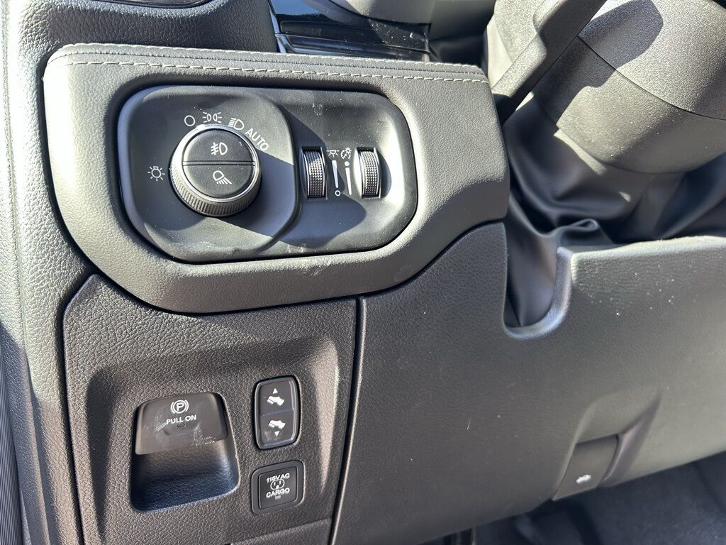 2026 Ram 1500 Limited Crestwood KY