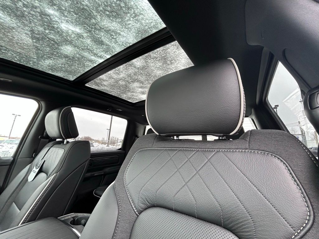 2026 Ram 1500 Limited Crestwood KY