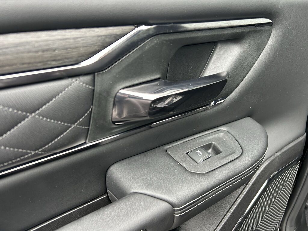 2026 Ram 1500 Limited Crestwood KY