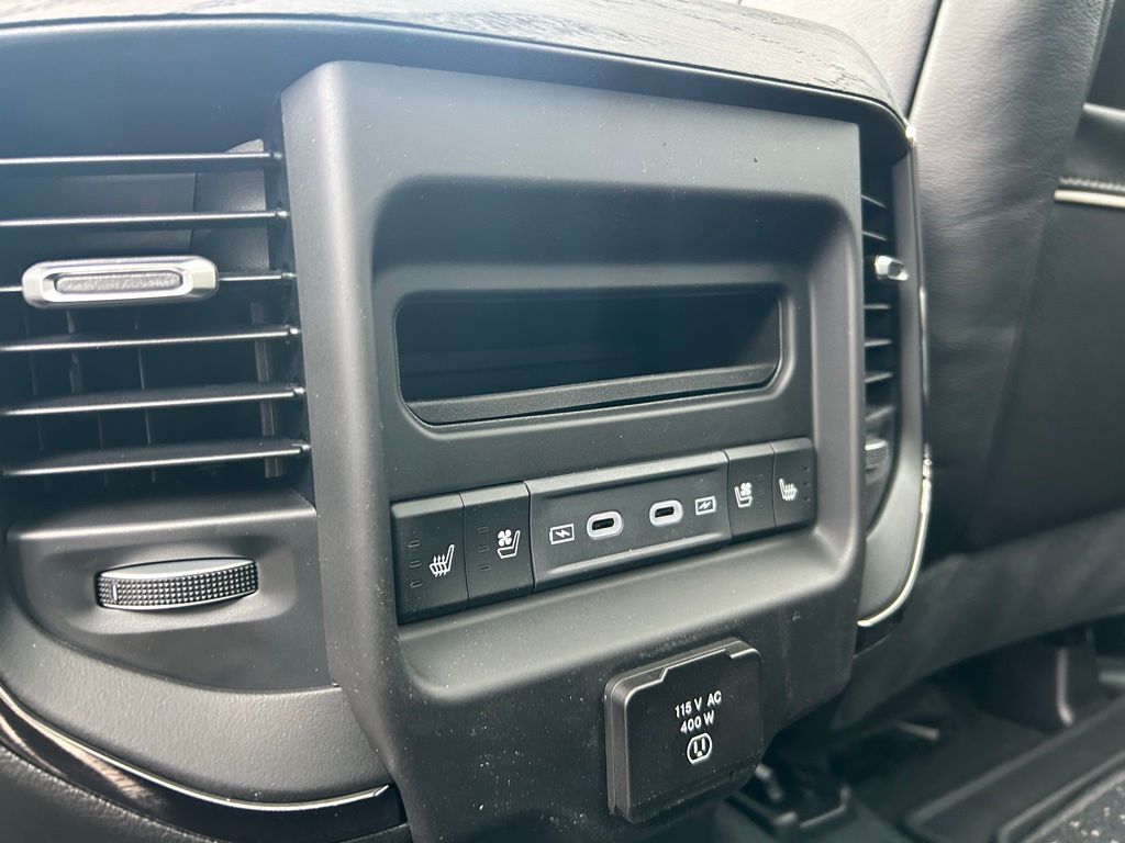 2026 Ram 1500 Limited Crestwood KY