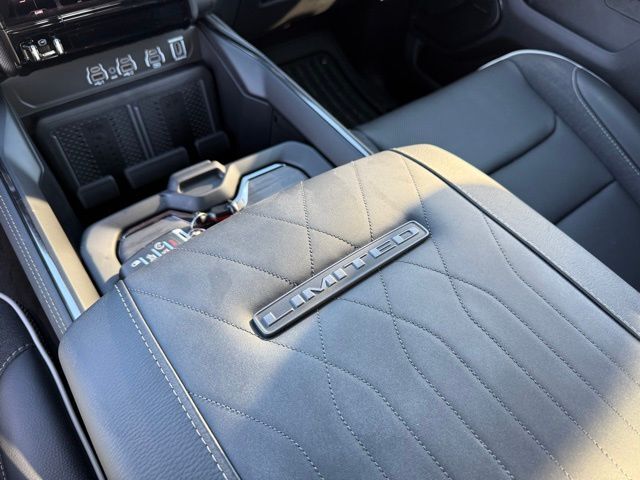 2026 Ram 1500 Limited Crestwood KY