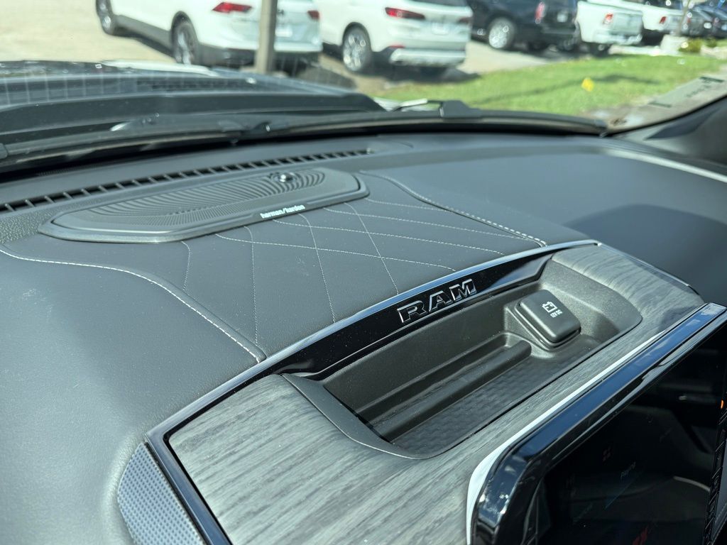 2026 Ram 1500 Limited Crestwood KY