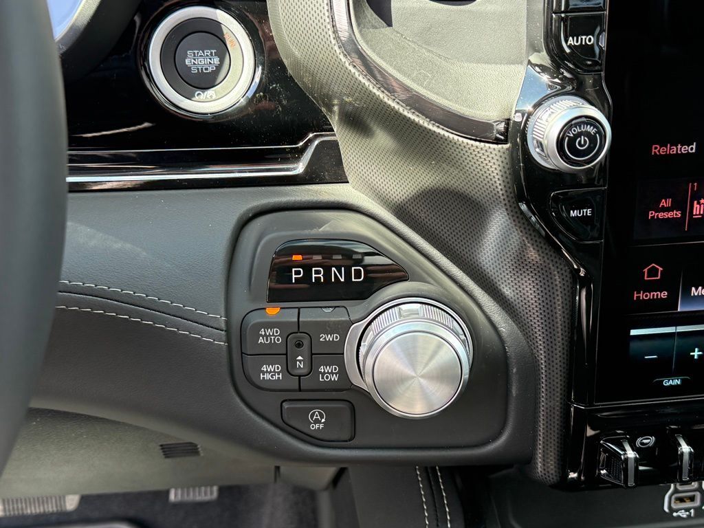 2026 Ram 1500 Limited Crestwood KY