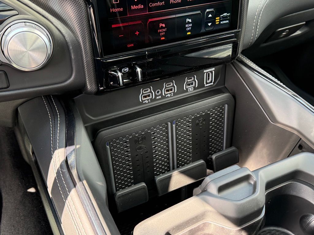 2026 Ram 1500 Limited Crestwood KY