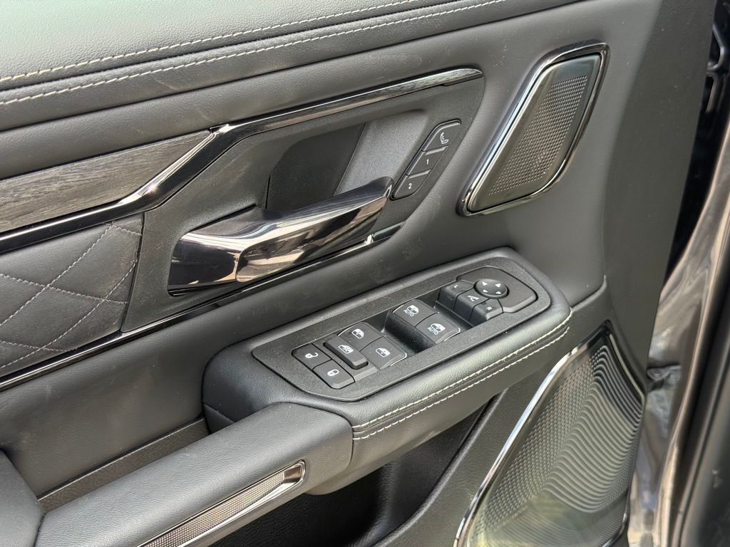 2026 Ram 1500 Limited Crestwood KY