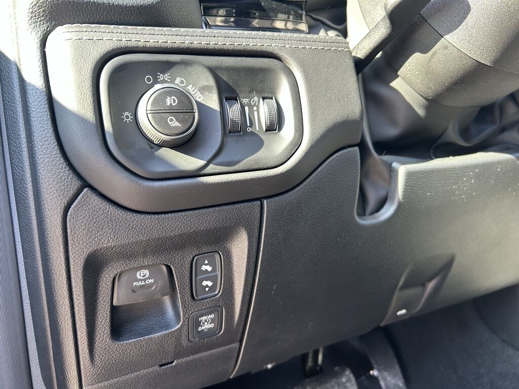 2026 Ram 1500 Limited Crestwood KY