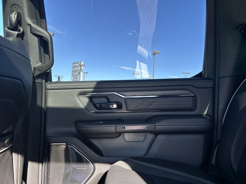 2026 Ram 1500 Limited Crestwood KY