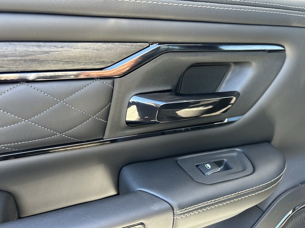 2026 Ram 1500 Limited Crestwood KY