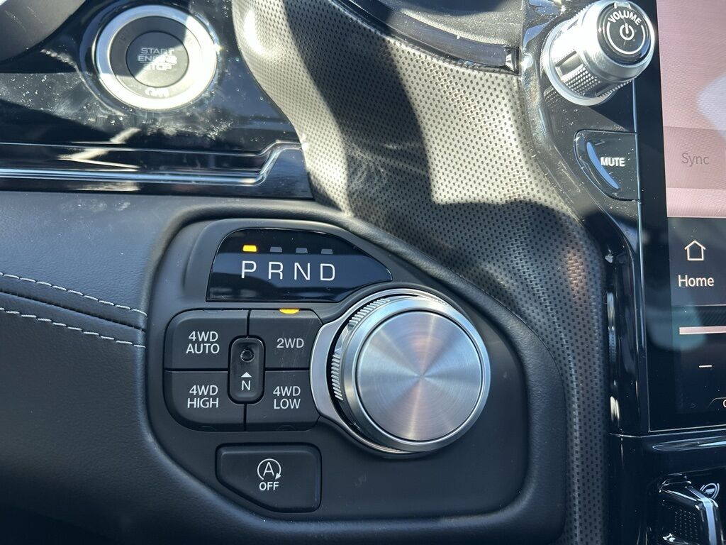 2026 Ram 1500 Limited Crestwood KY