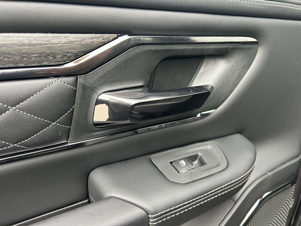 2026 Ram 1500 Limited Crestwood KY