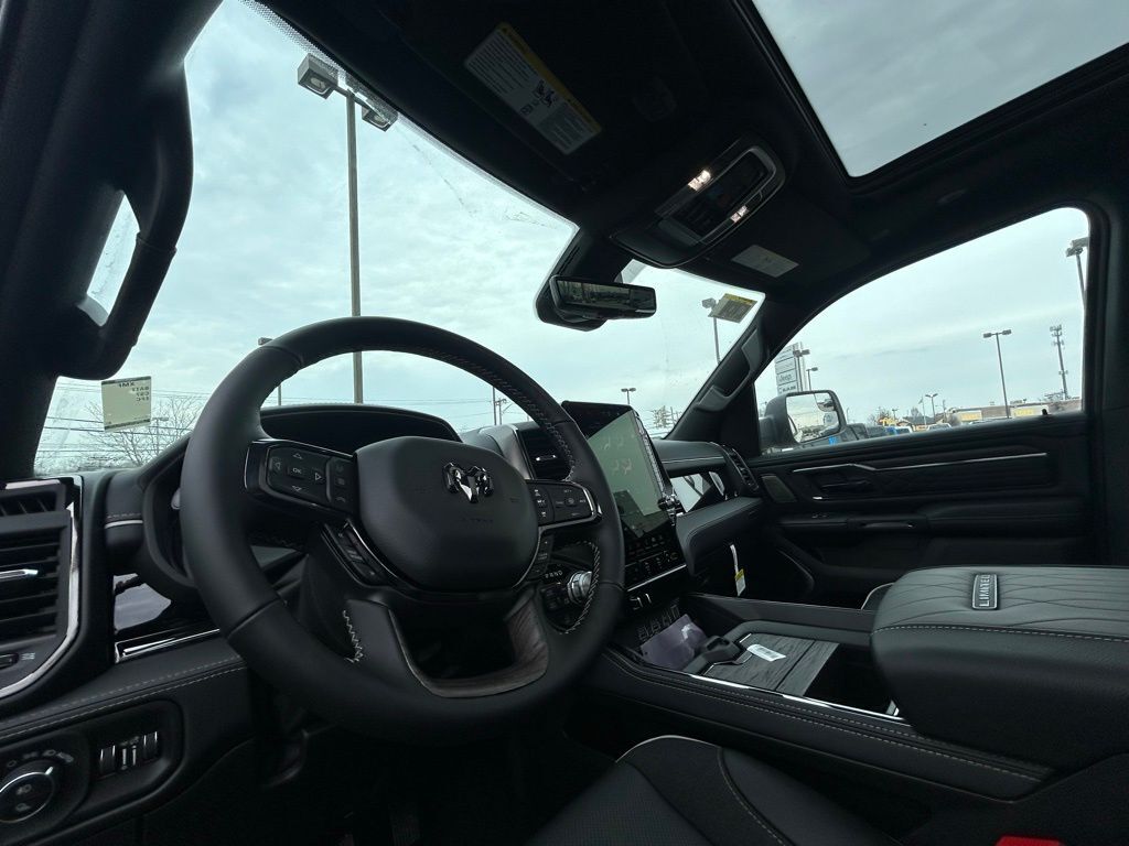 2026 Ram 1500 Limited Crestwood KY