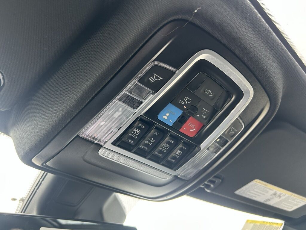 2026 Ram 1500 Limited Crestwood KY