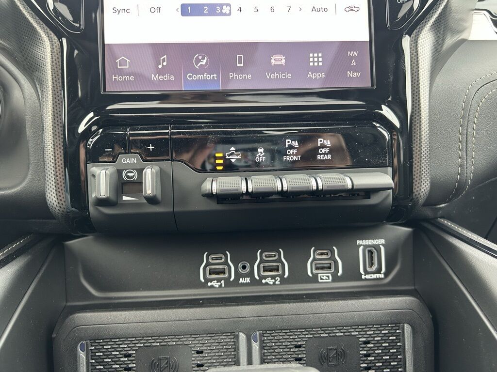 2026 Ram 1500 Limited Crestwood KY