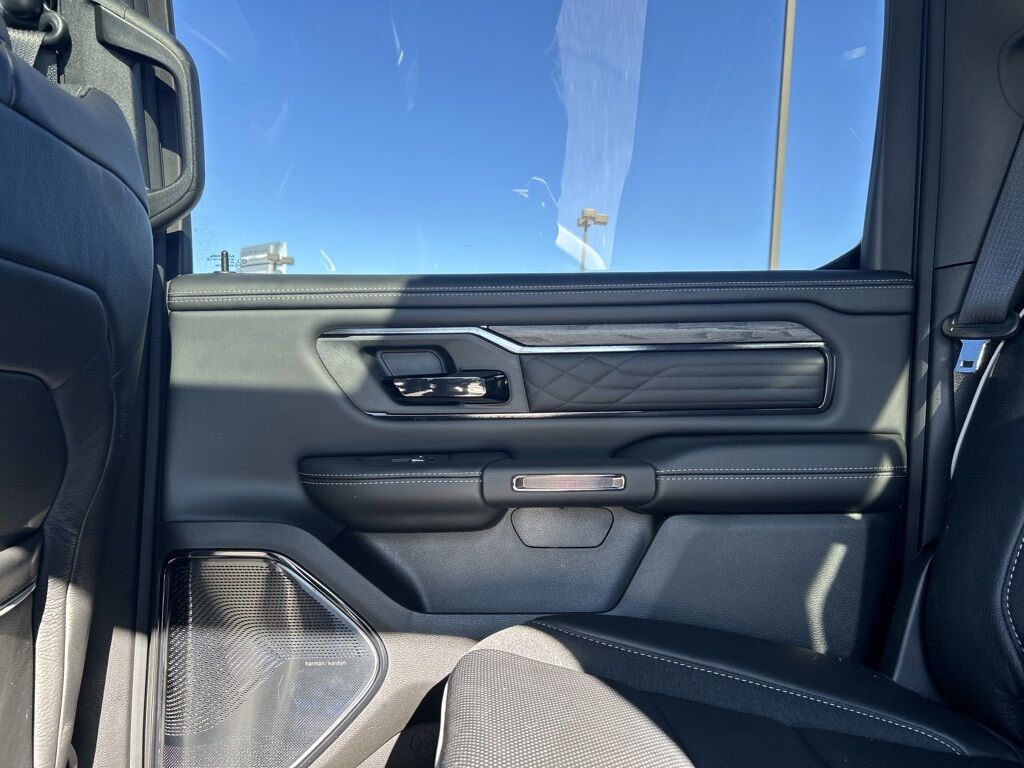 2026 Ram 1500 Limited Crestwood KY