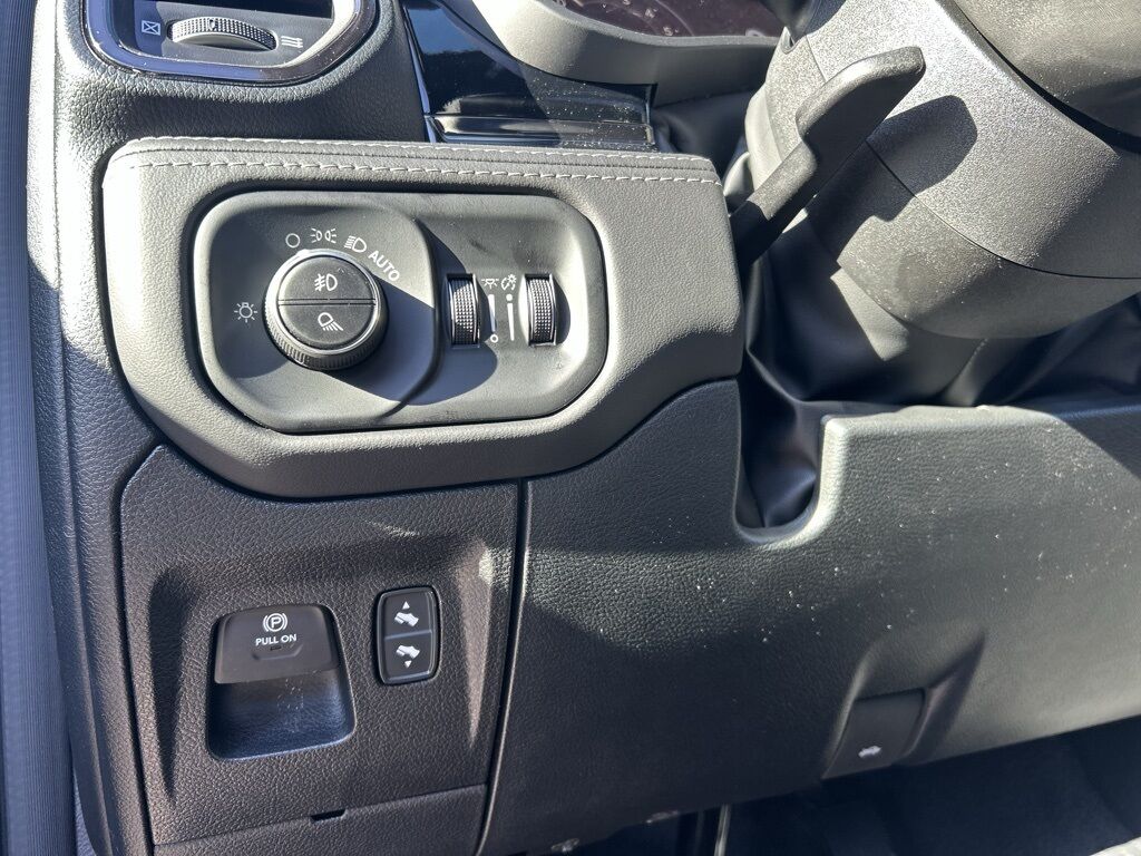 2026 Ram 1500 Limited Crestwood KY