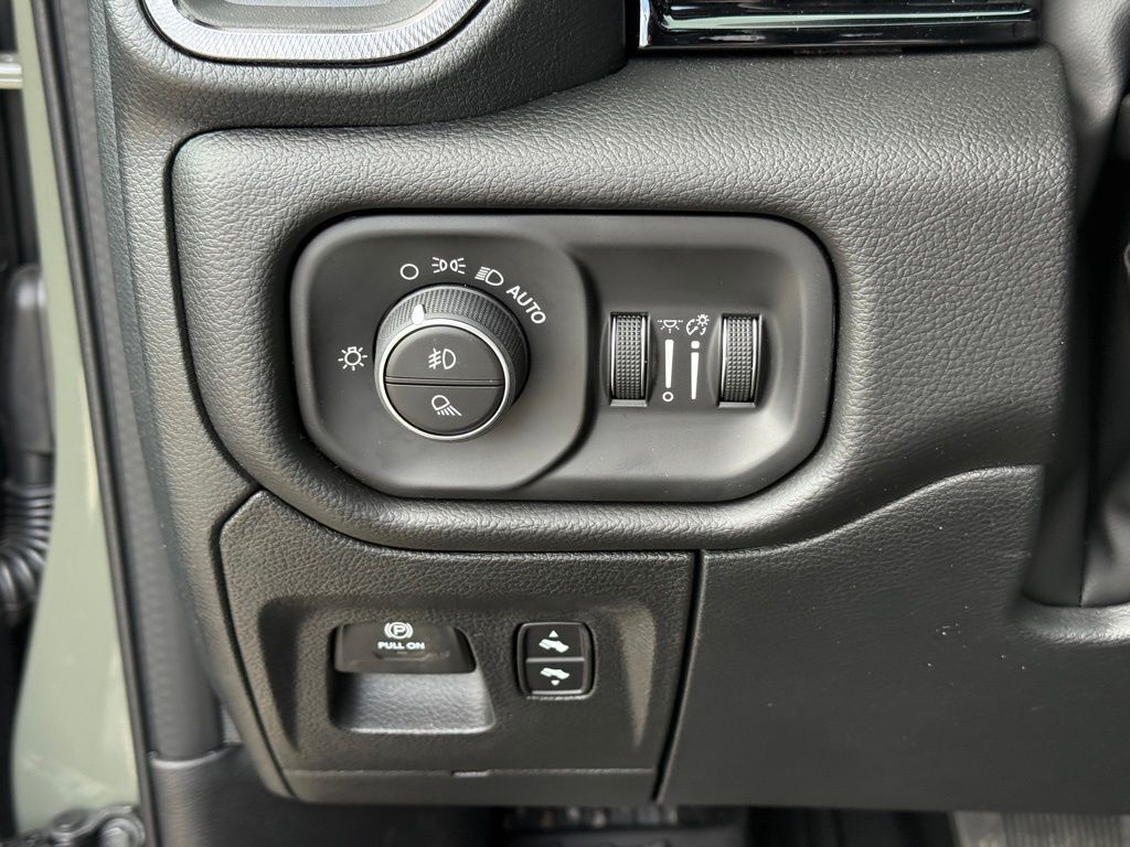 2026 Ram 1500 Rebel Crestwood KY