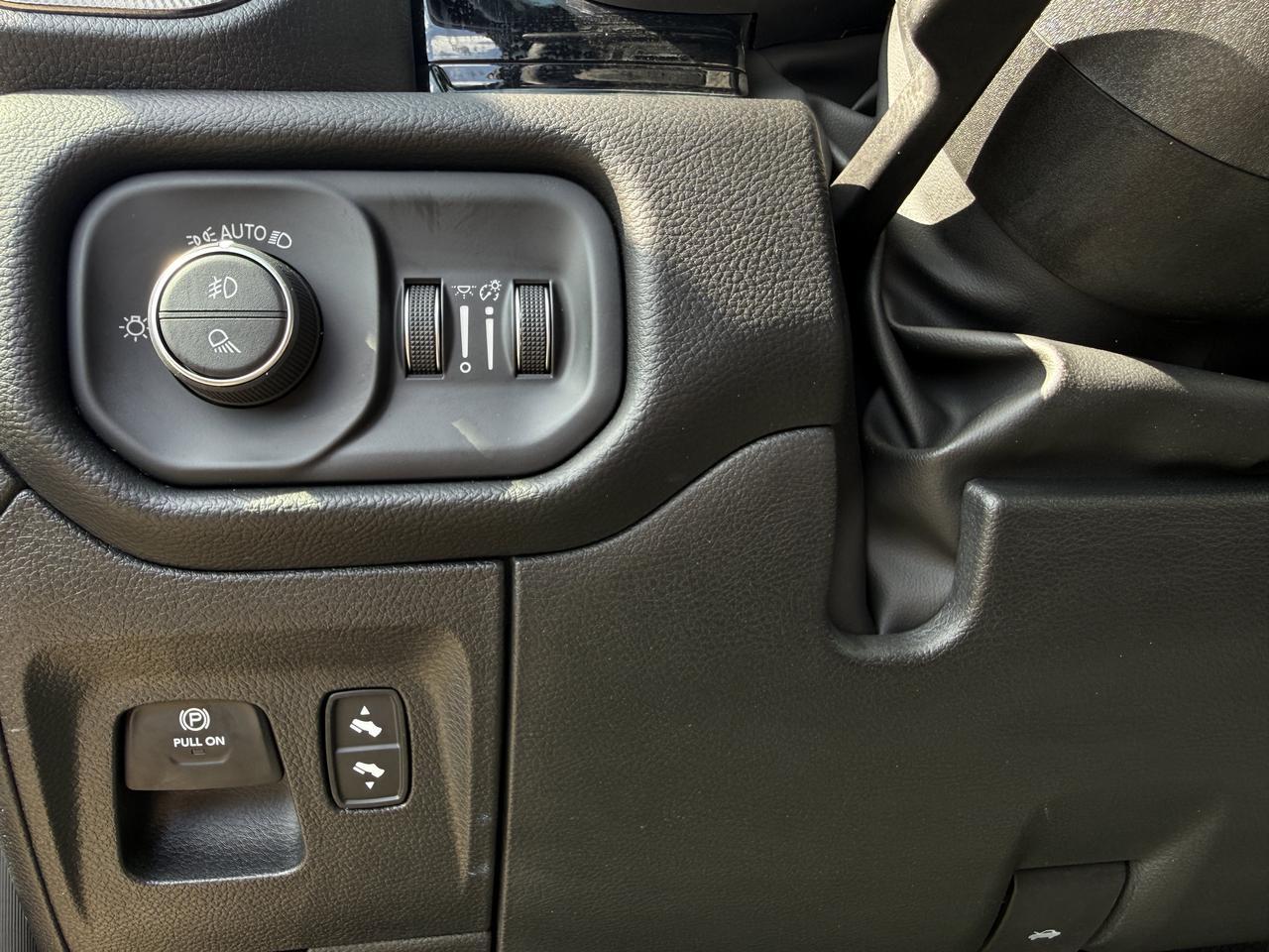 2026 Ram 1500 Rebel Crew Cab | 3L Hurricane | NAV | 12IN Display | Heated Seats | Apple CarPlay Redwater AB