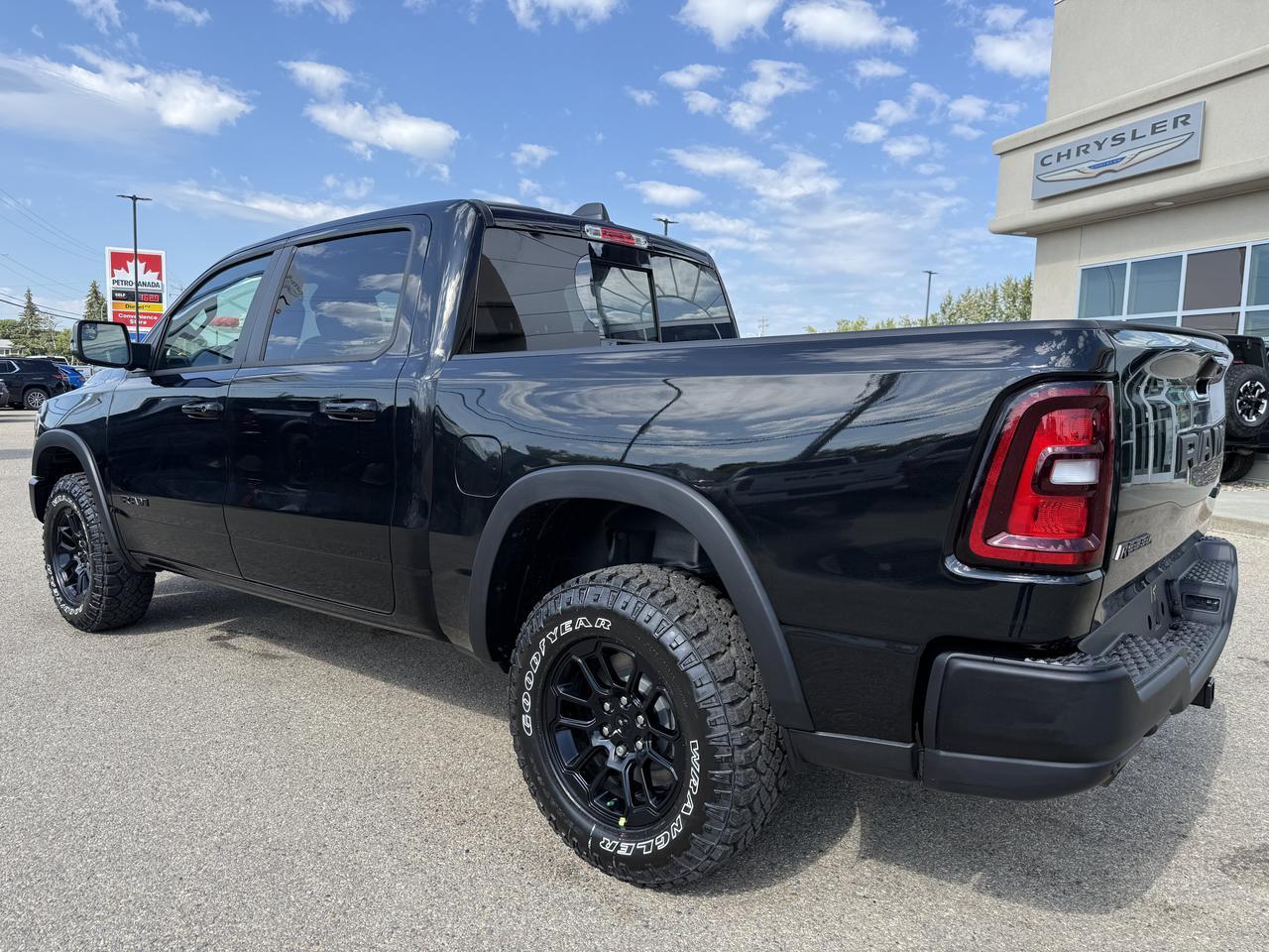 2026 Ram 1500 Rebel Crew Cab | 3L Hurricane | NAV | 12IN Display | Heated Seats | Apple CarPlay Redwater AB