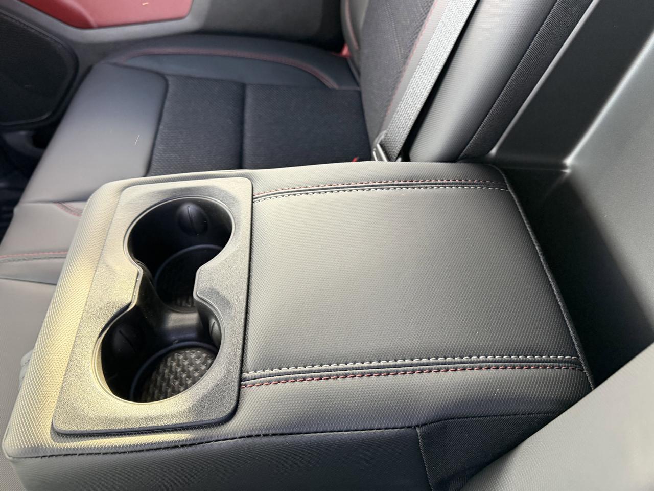 2026 Ram 1500 Rebel Crew Cab 4x4 | 3L Hurricane | 33IN AT Tires | Tow Package | Off Road Suspension Redwater AB