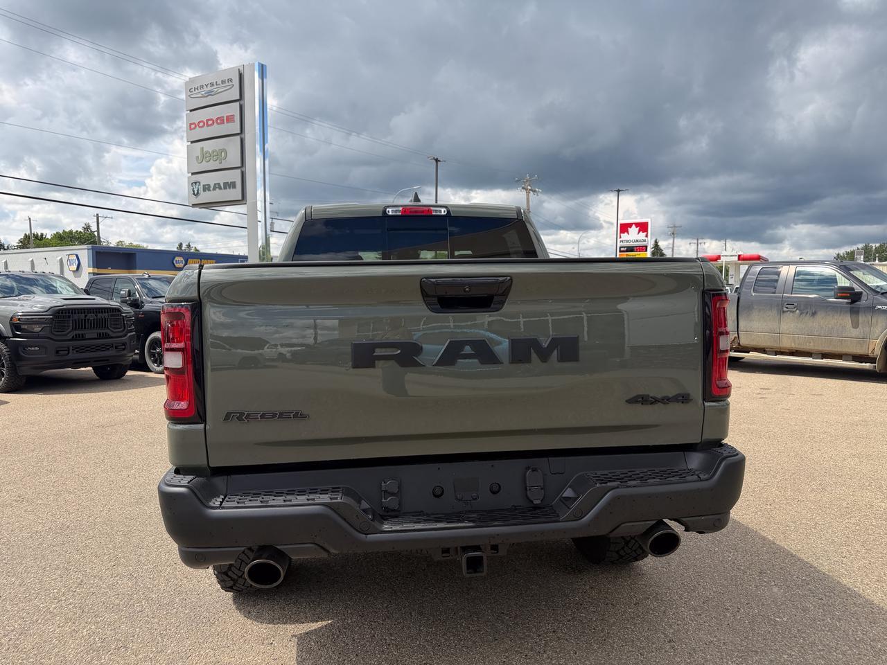 2026 Ram 1500 Rebel Crew Cab 4x4 | 3L Hurricane | Canyon Lake | Heated Vented Black Leather | NAV | Pano Sunroof Redwater AB