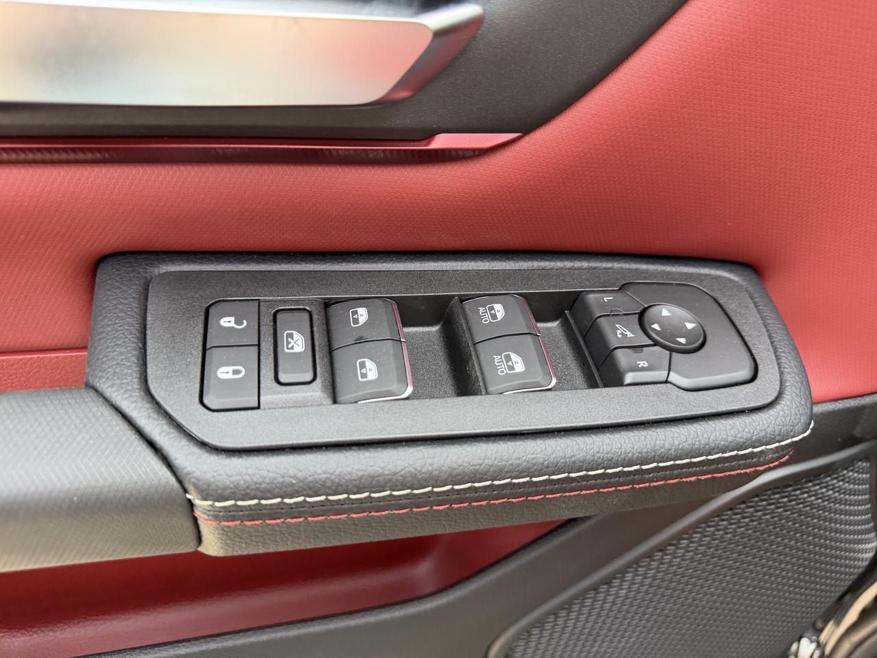 2026 Ram 1500 Rebel Crew Cab 4x4 | 3L Twin Turbo I6 | NAV | Panoramic Sunroof | Heated Vented Leather Redwater AB