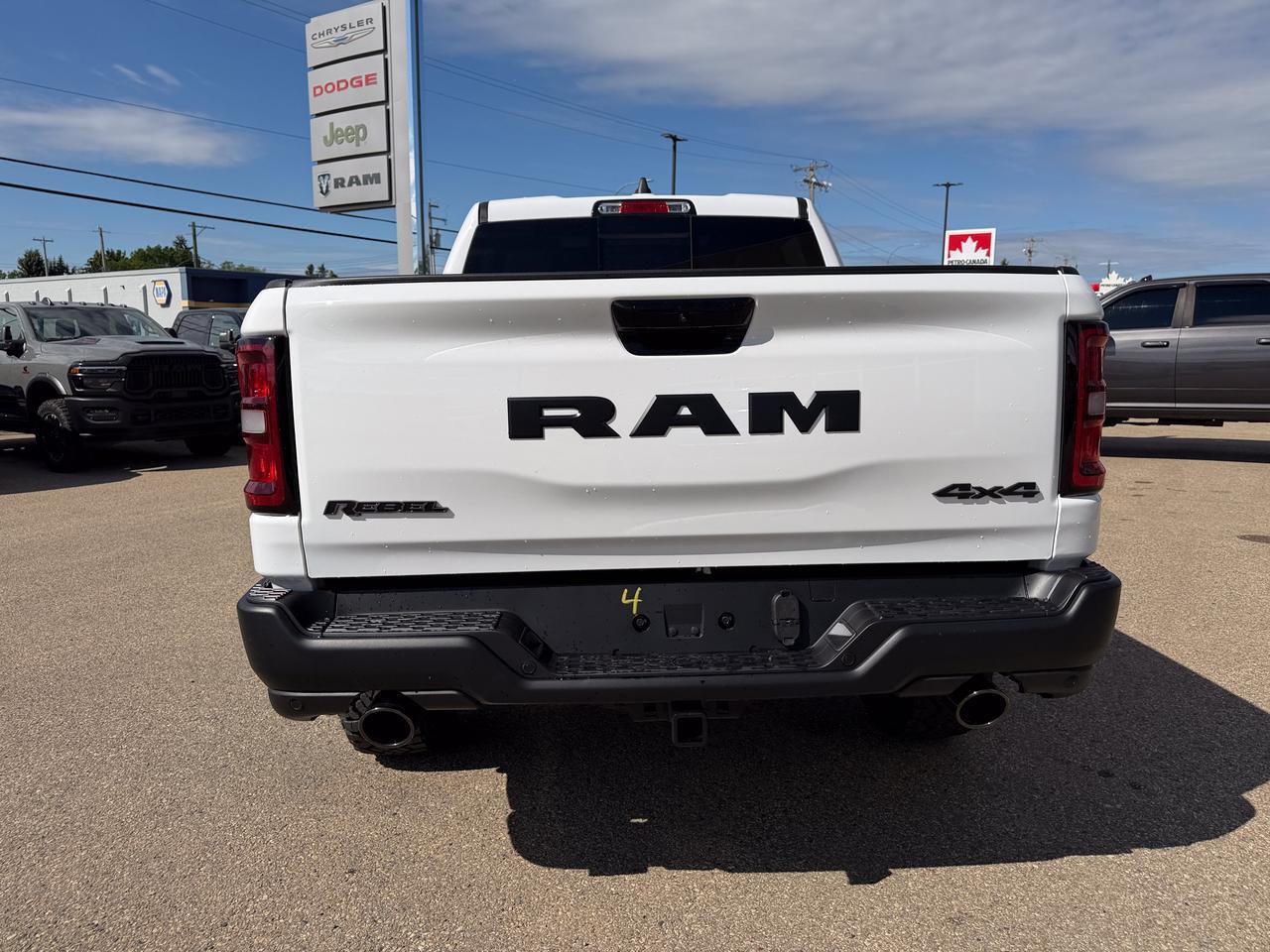 2026 Ram 1500 Rebel Crew Cab 4x4 | HEMI V8 | NAV | Pano Sunroof | Heated Vented Leather Seats | eTorque Redwater AB