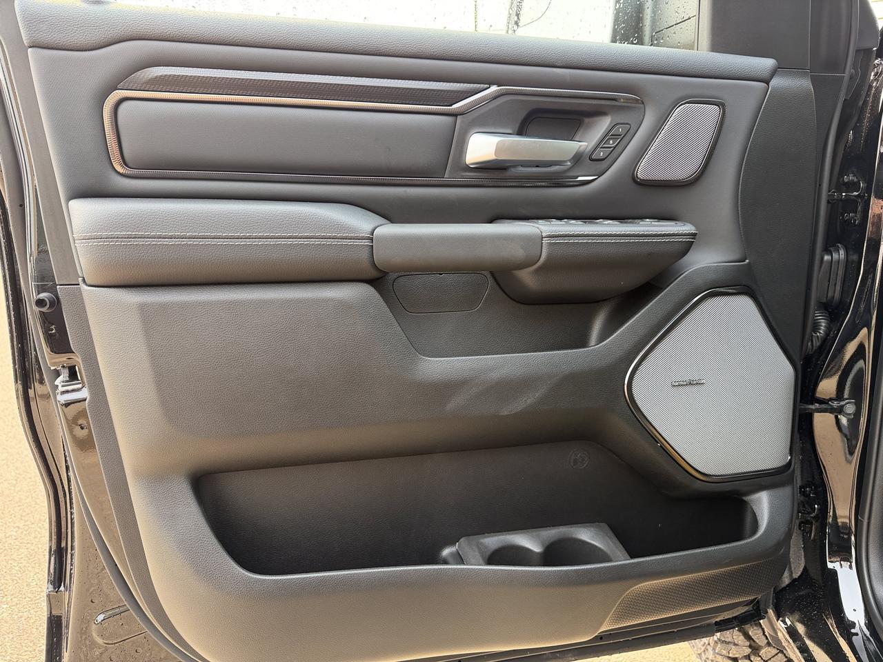 2026 Ram 1500 Rebel Crew Cab 4x4 | V8 Hybrid | NAV | 12IN Display | Apple CarPlay | Trailer Brake Control Redwater AB