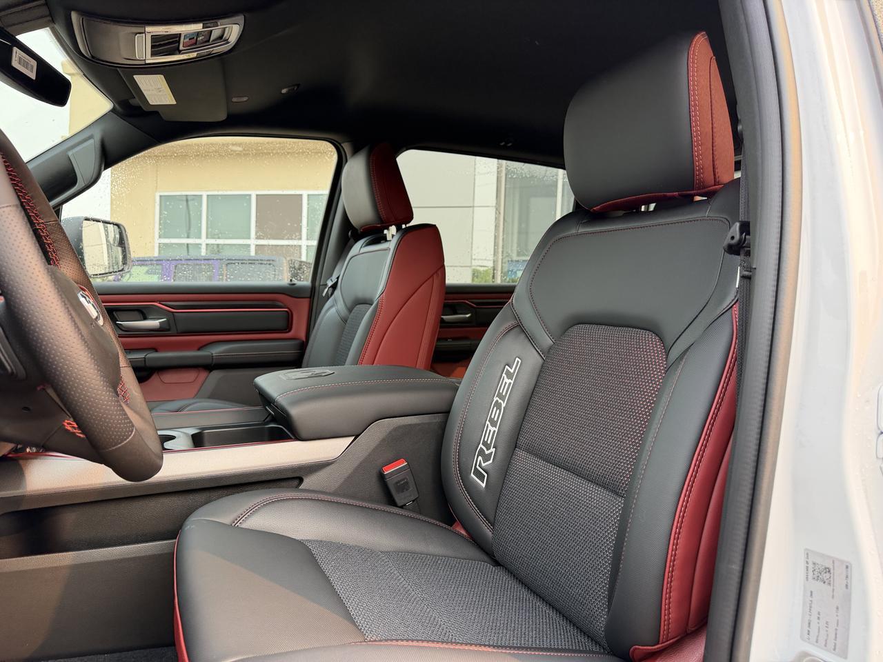 2026 Ram 1500 Rebel Crew Cab 4x4 | V8 Hybrid | Off-Road Suspension | Touchscreen Display | NAV Redwater AB