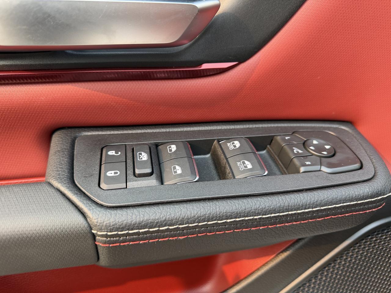 2026 Ram 1500 Rebel Crew Cab 4x4 | V8 Hybrid | Off-Road Suspension | Touchscreen Display | NAV Redwater AB